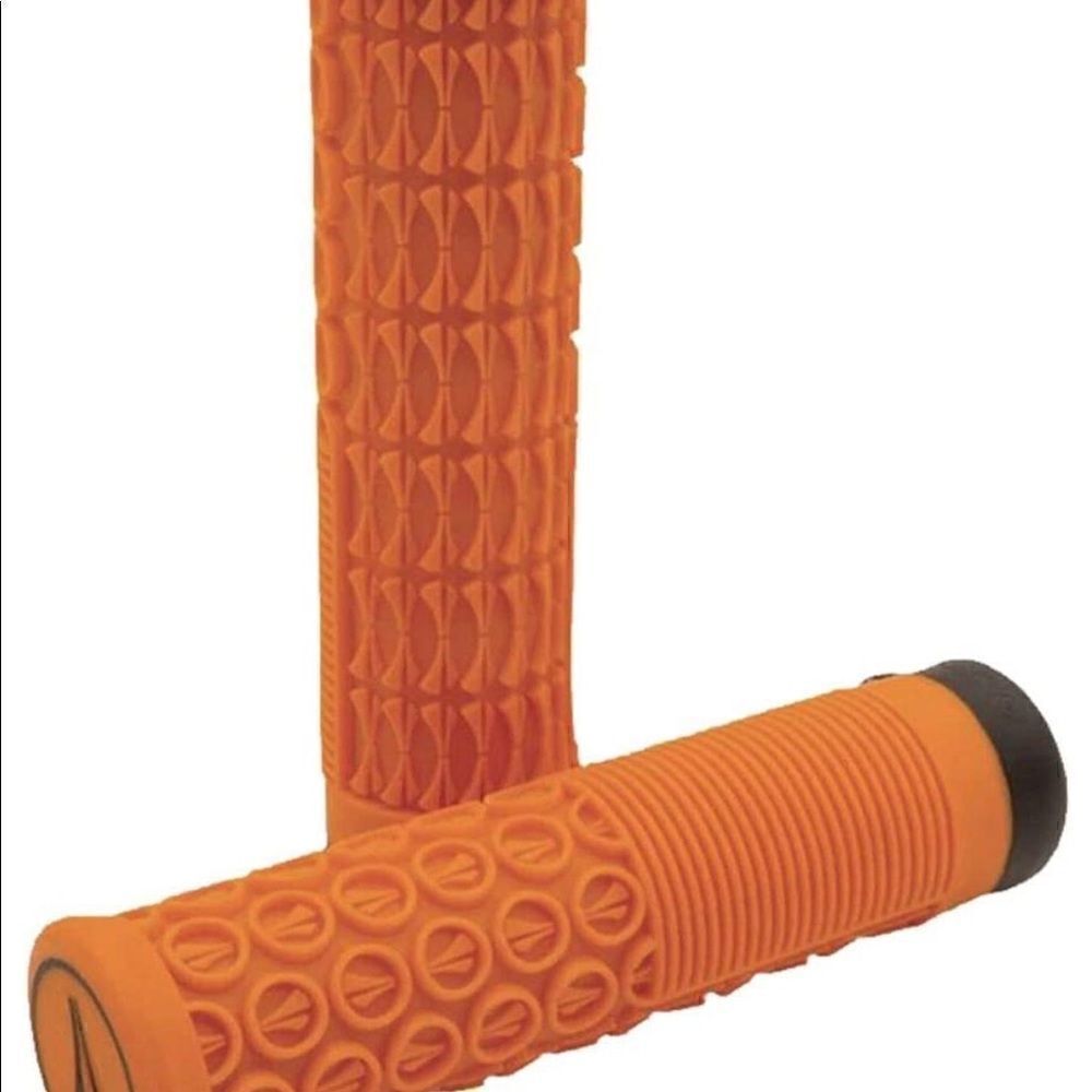 COPY 1- SDG Components, Thrice 31, Bike Handlebar Grips, 136mm, Orange, Pair